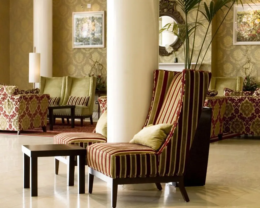 Grand Hotel Malahide 4*,  Irlande
